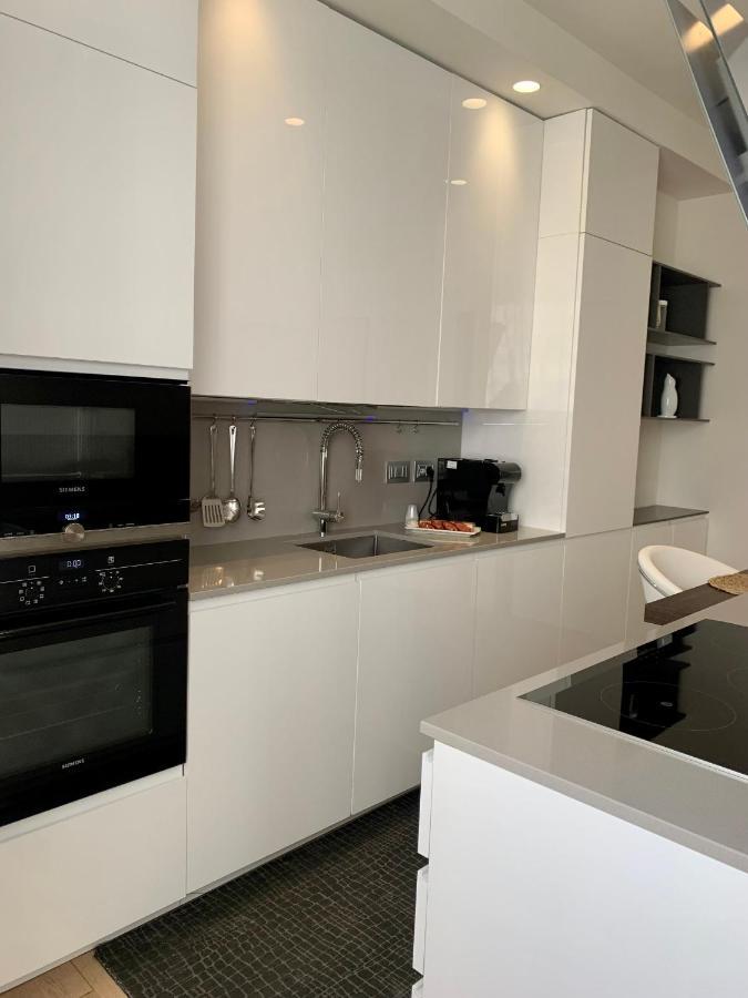 Apartament Fifty Eight Milan Duomo Zewnętrze zdjęcie