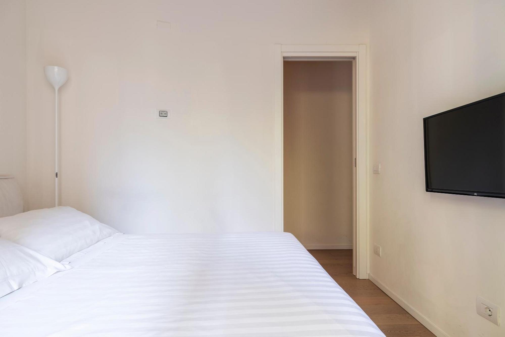 Apartament Fifty Eight Milan Duomo Zewnętrze zdjęcie